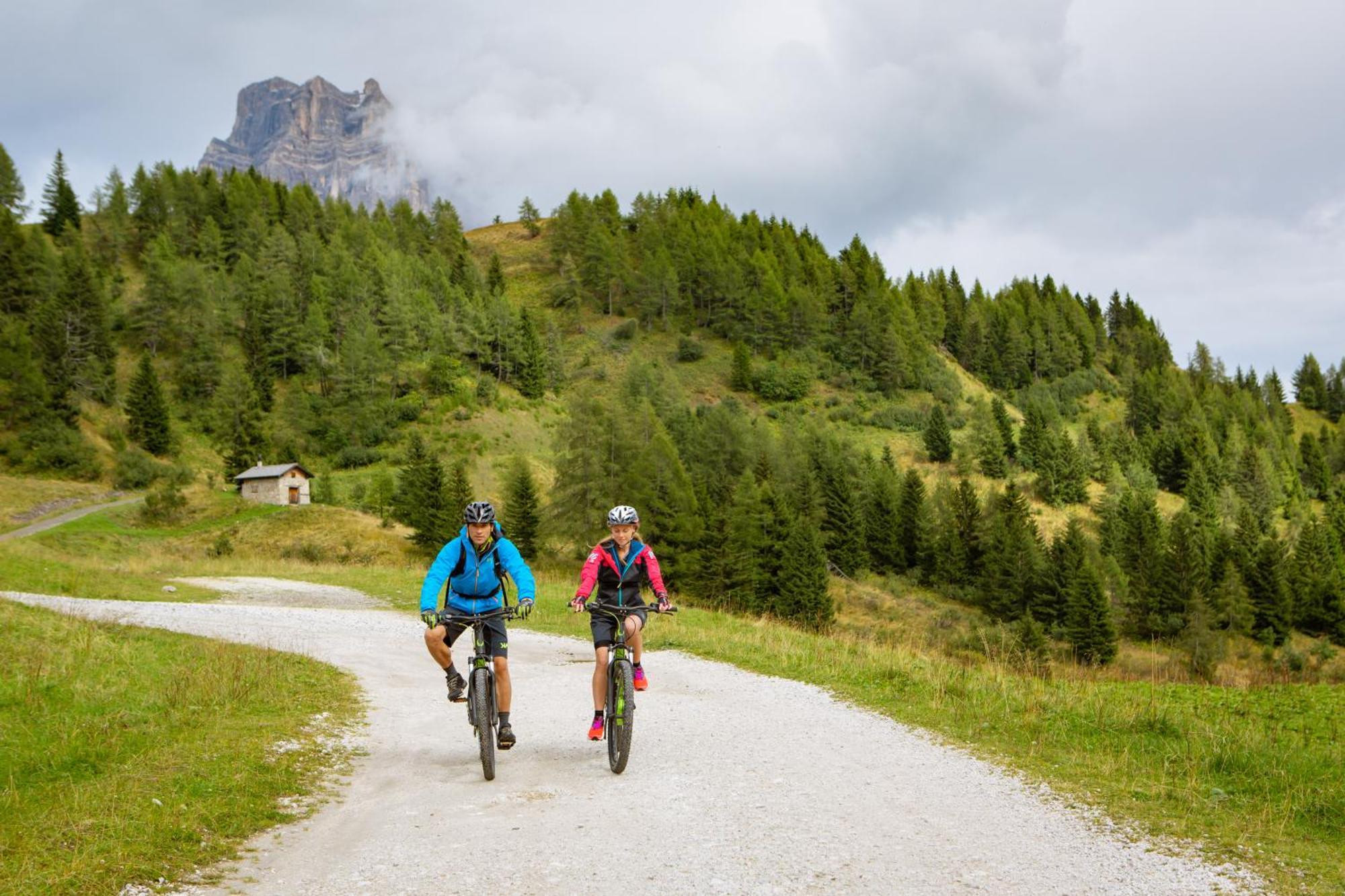 Naturae Lodge Wellness & Spa Alleghe Kültér fotó